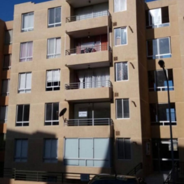 Se vende Departamento en Condominio Las Palmas V